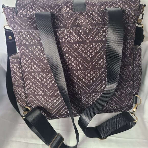 JJ Cole Infant Baby Backpack Diaper Bag Large Capacity - Picture 10 of 13